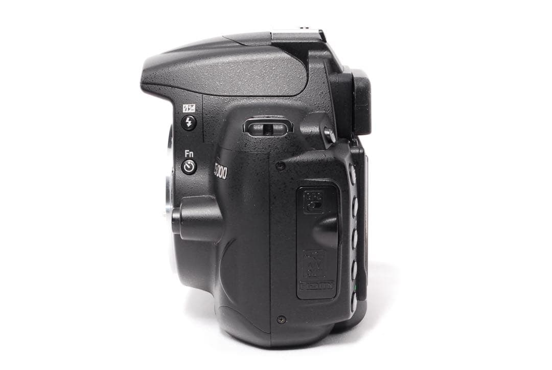 ◆Nikon D5000◆すぐ使える◆一眼レフカメラ◆スマホ転送◆手ぶれ補正付き