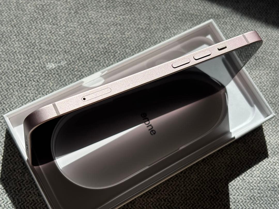 【美品】iPhone13 本体 ピンク