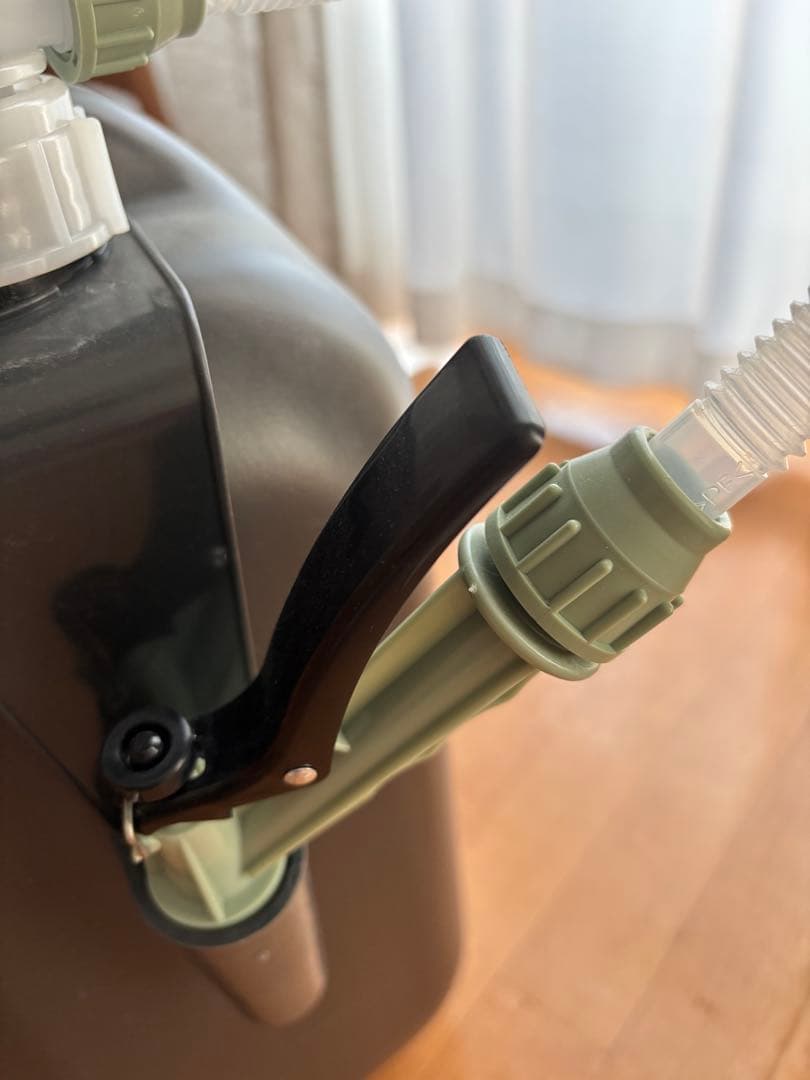 アラジンAladdin　ポリカンポンプ　給油ポンプ　灯油タンク