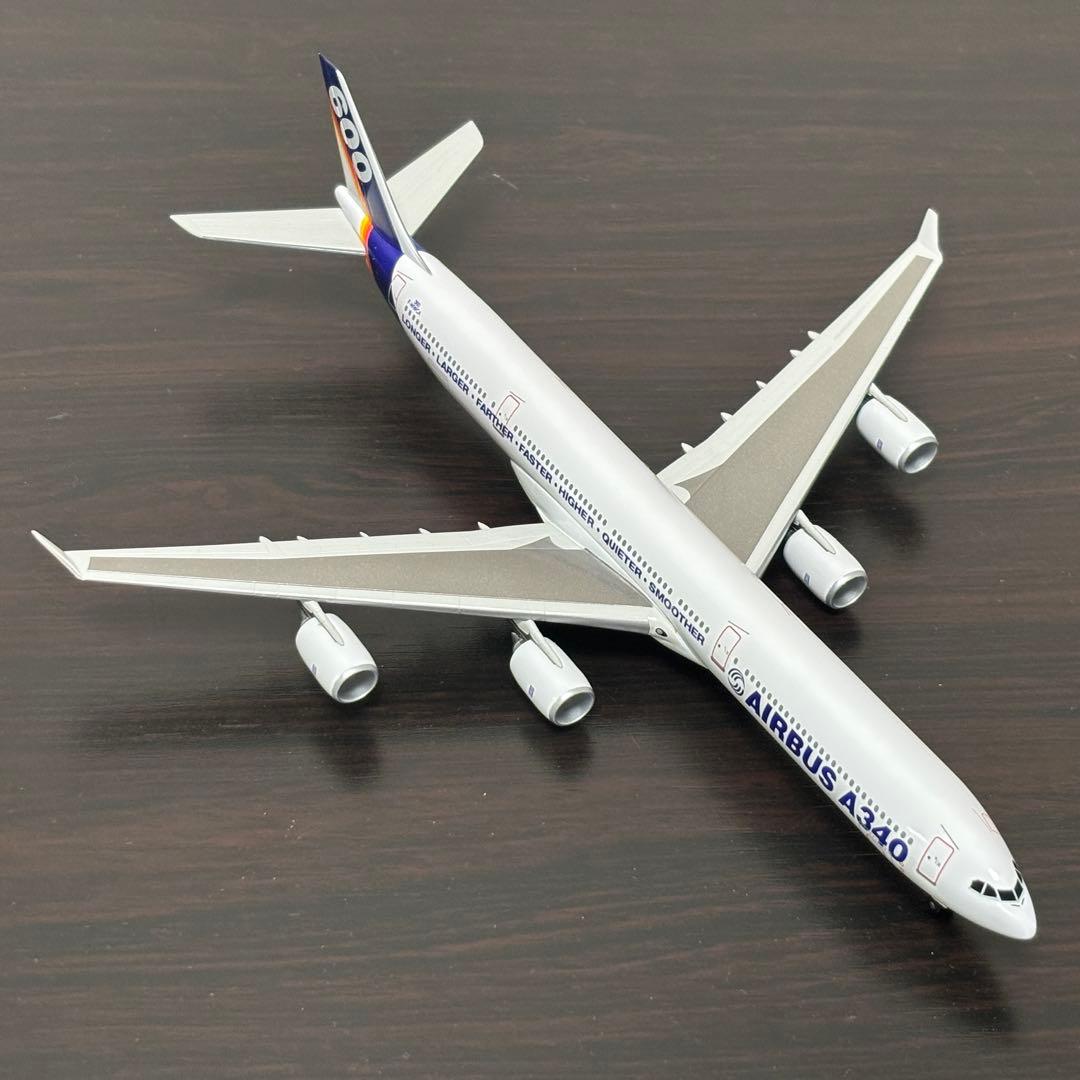 \"ハウスカラー\" エアバス・インダストリー A340-600 1/400