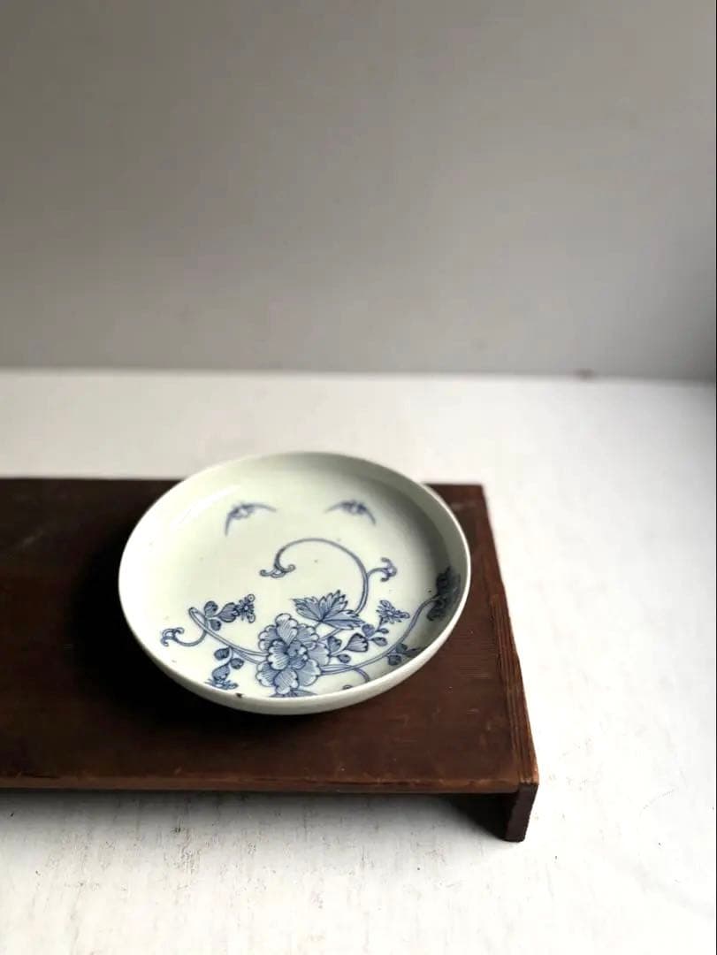 【ぷくぷく様リクエスト】骨董 アンティーク 古伊万里 コウモリと花図線描皿 3枚