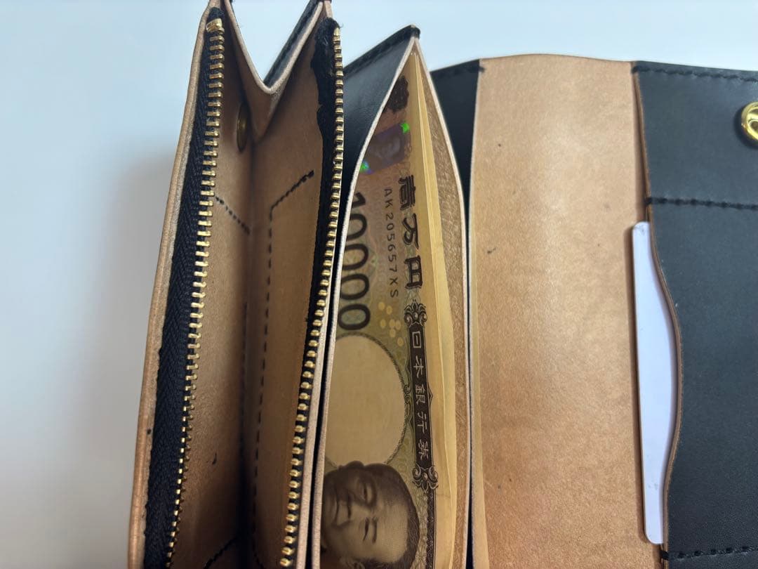 黒　ヌメ革　茶芯　丘染　トラッカーウォレット　3層　真鍮 ロング