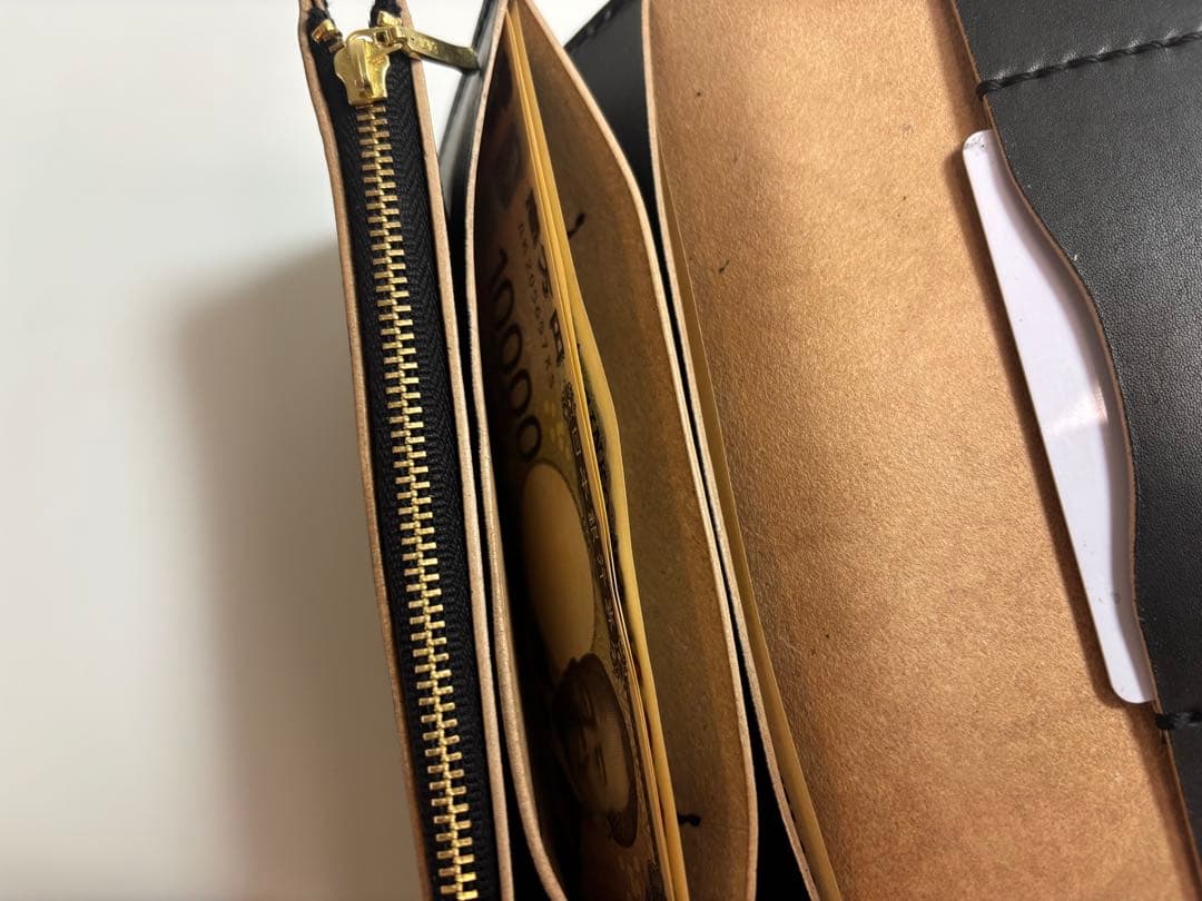 黒　ヌメ革　茶芯　丘染　トラッカーウォレット　3層　真鍮 ロング