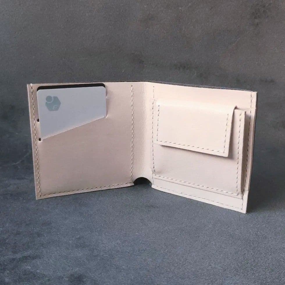 薄い二つ折り財布　ハンドメイド 姫路レザー ヌメ革 手縫い メンズ レディース