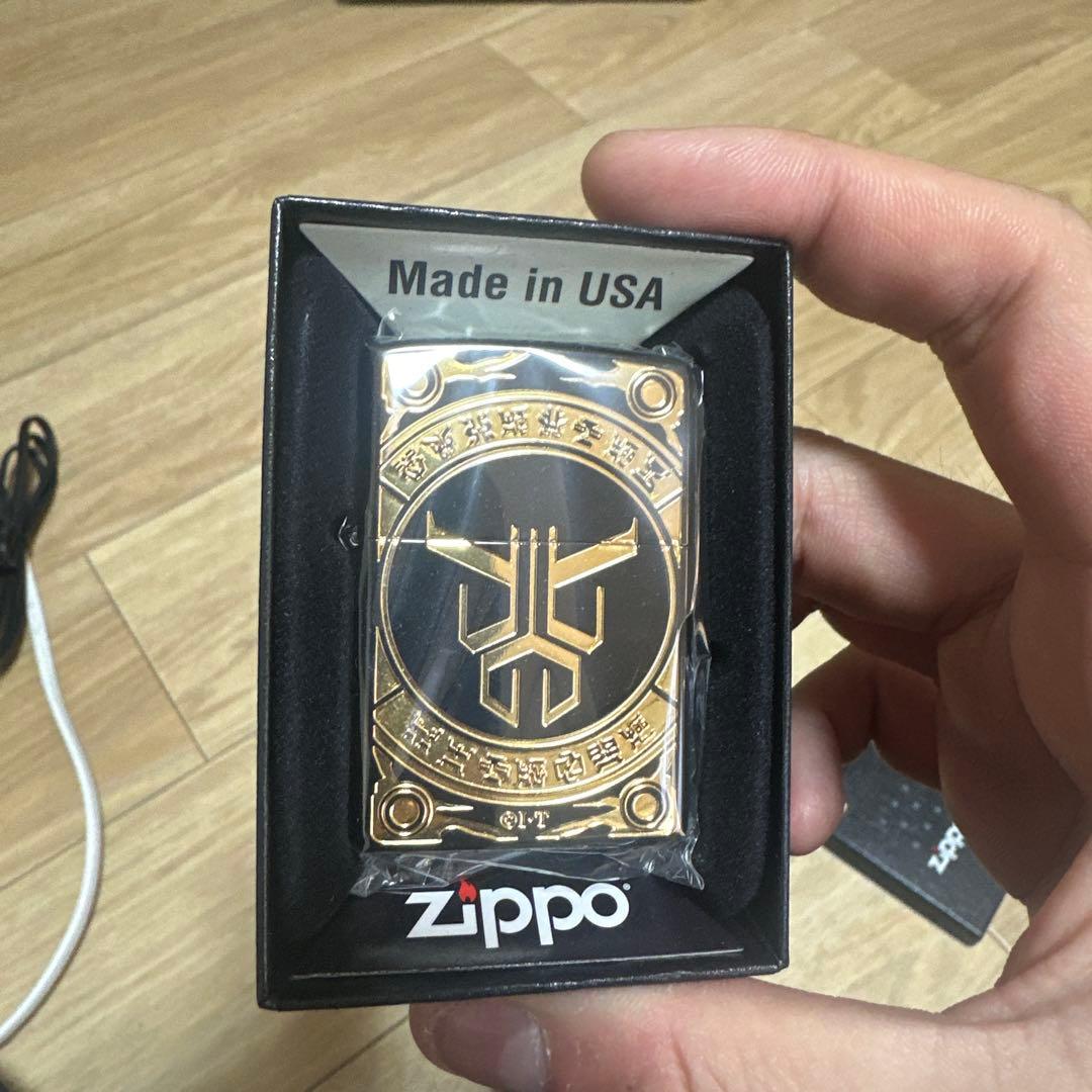 超クウガ展　アルティメットフォームZIPPO＋ピンバッチ