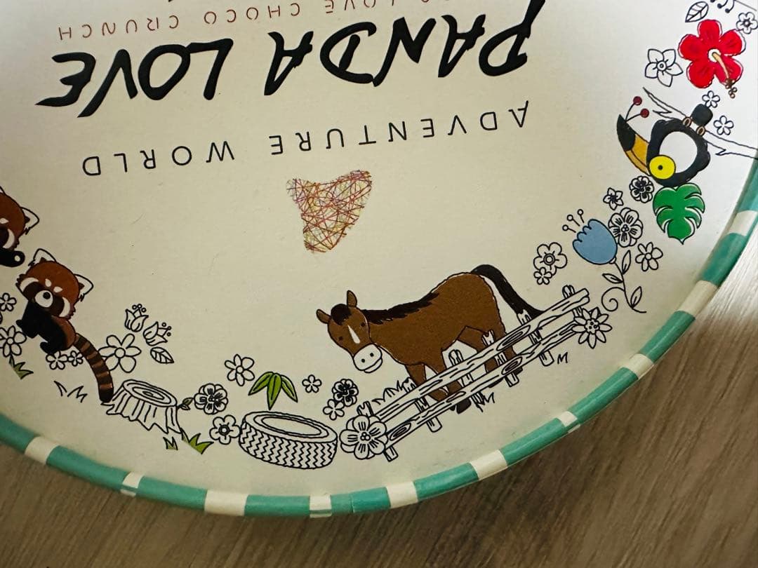 パンダ　お土産　クランチ　空箱　ケース　小物