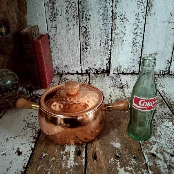 ヴィンテージ 未使用 純銅 両手鍋 木の取っ手 銅鍋 フォンデュ パン キャンプ