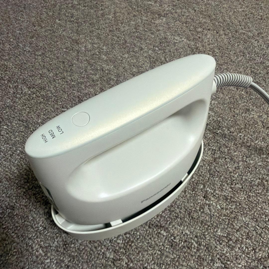 パナソニック 衣類スチーマー NI-FS70A-C クレイベージュ