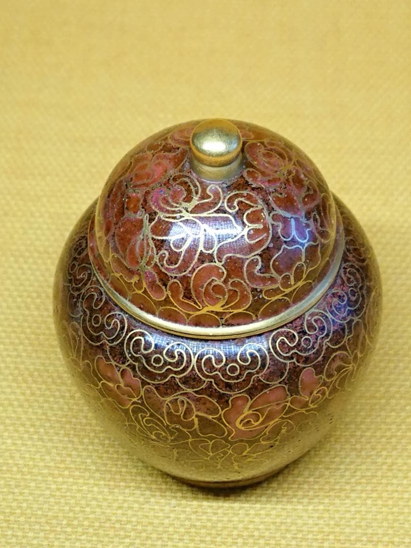 【美品】七宝　小壺　銅製　香合　置物　インテリア　工芸品　美術品　A1548