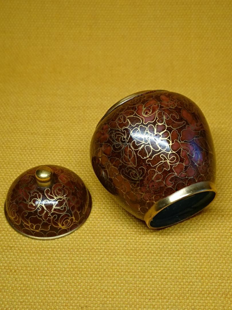 【美品】七宝　小壺　銅製　香合　置物　インテリア　工芸品　美術品　A1548