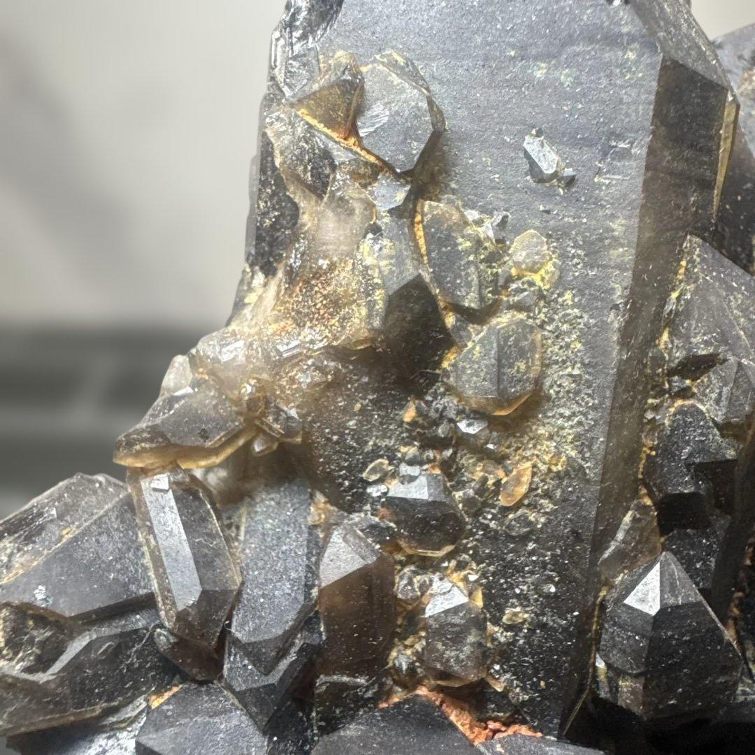 【高品質】山東省産 モリオン 原石 クラスター 台座付 書斎整理品