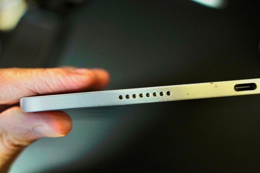 iPad Pro 11インチ 第4世代(M2) Wi-Fi 256GBケース付き