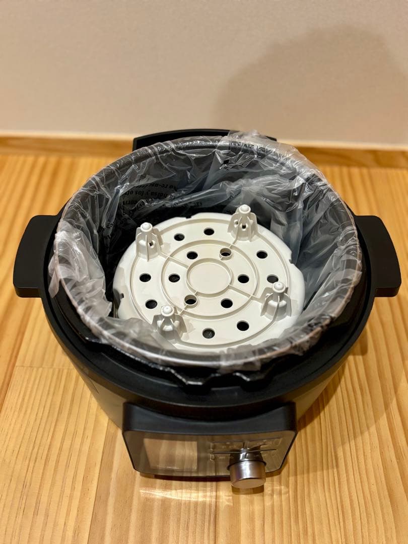 値下げしました【新品未使用】アイリスオーヤマ 電気圧力鍋 4L PMPC-MA4