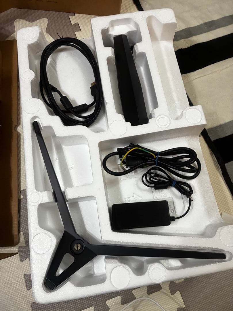 MSI optix G24C4 23.6型湾曲モニター