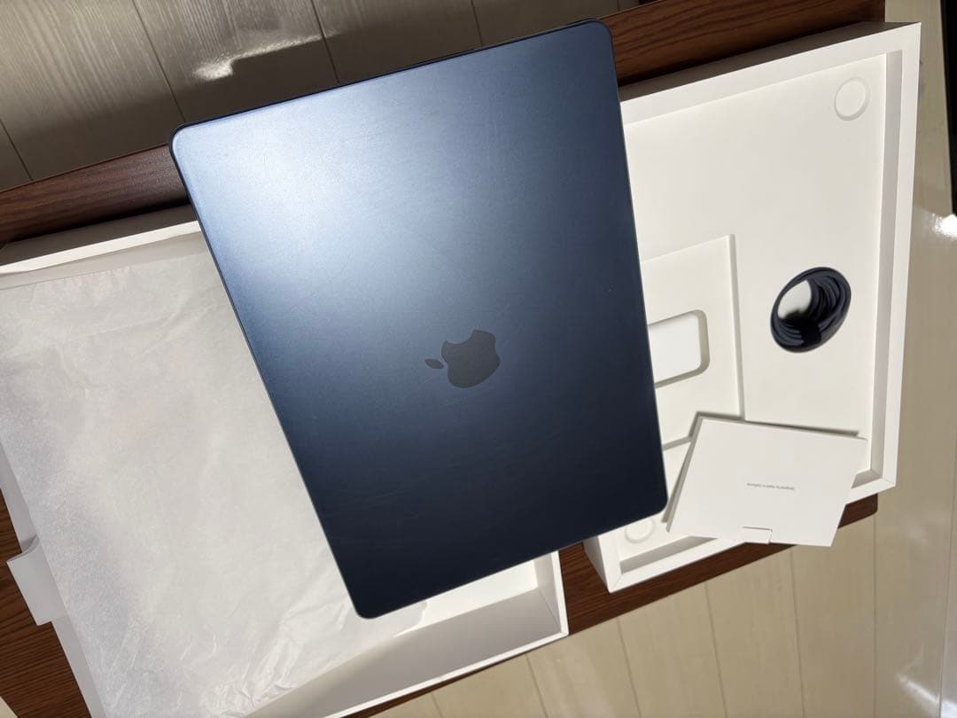 中古美品　MacBook Air M3 15inch 16GB 512GB