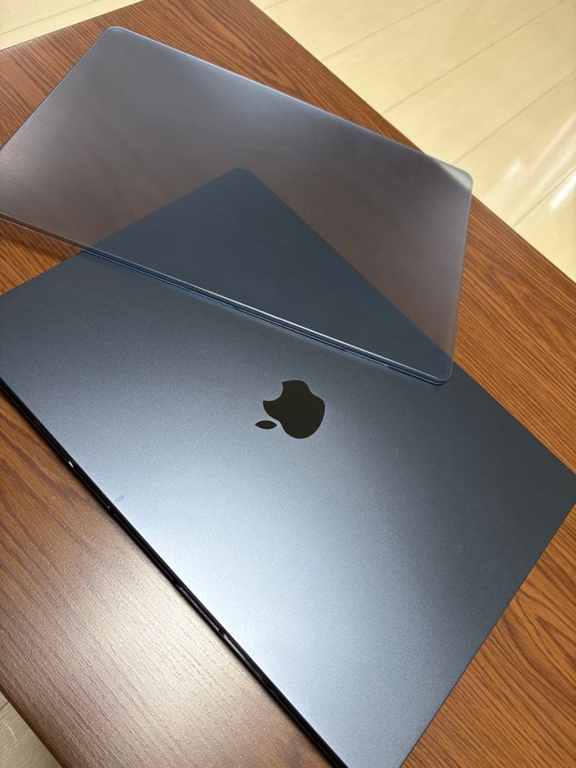中古美品　MacBook Air M3 15inch 16GB 512GB