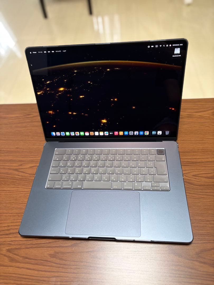 中古美品　MacBook Air M3 15inch 16GB 512GB