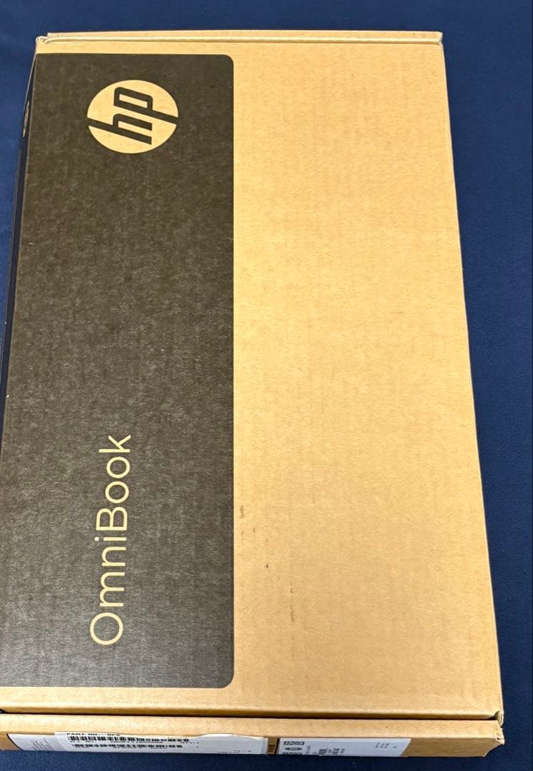 【ほぼ新品】HP OmniBook 7 Aero 13-bg