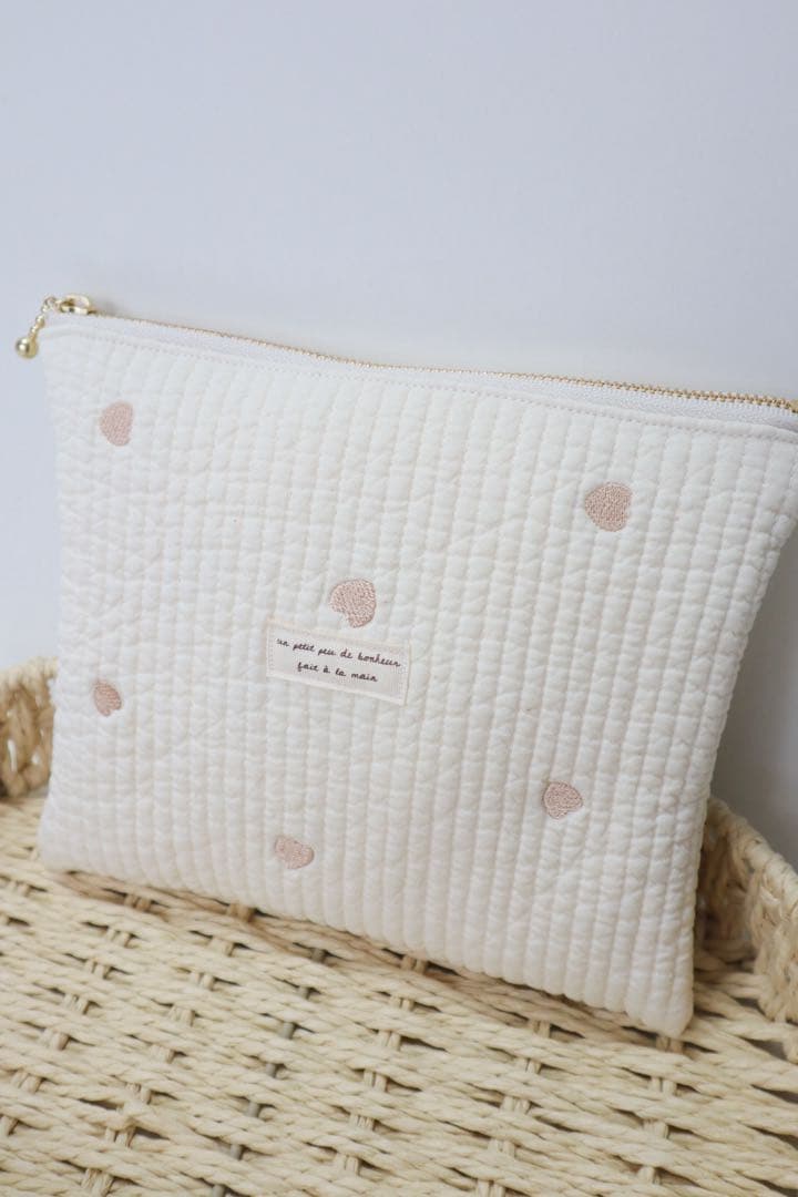 ポーチ　ヌビポーチ　フラットポーチ　刺繍ヌビ　韓国生地