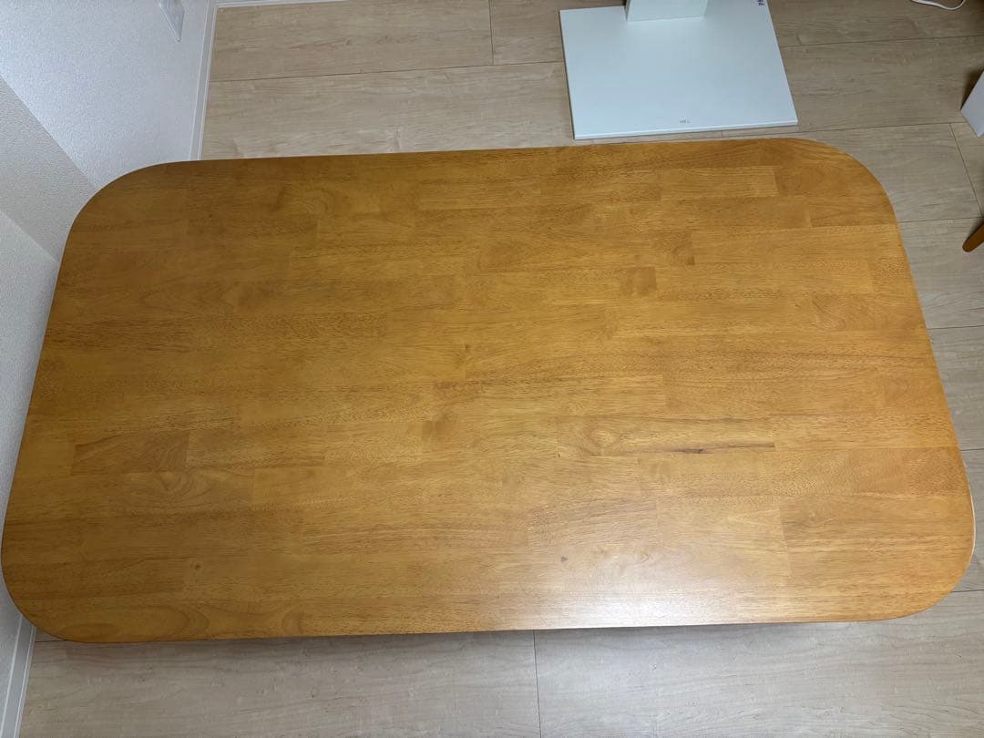 ベルメゾン　ダイニングテーブル　天然木