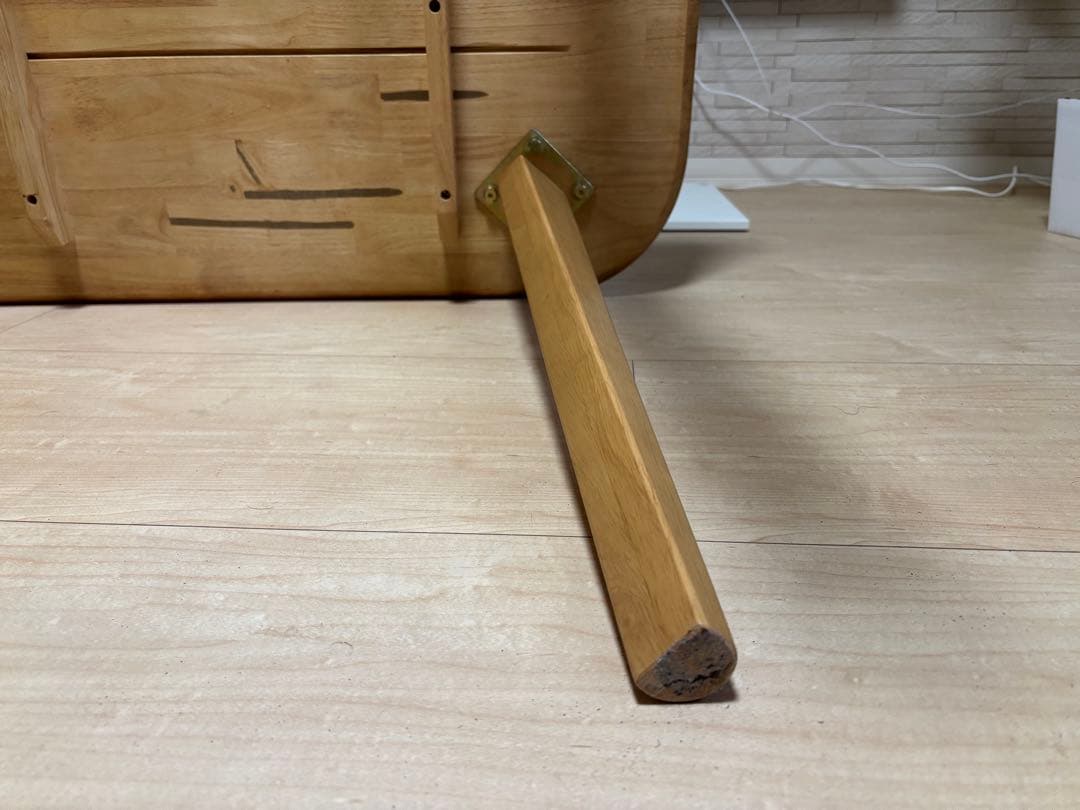 ベルメゾン　ダイニングテーブル　天然木