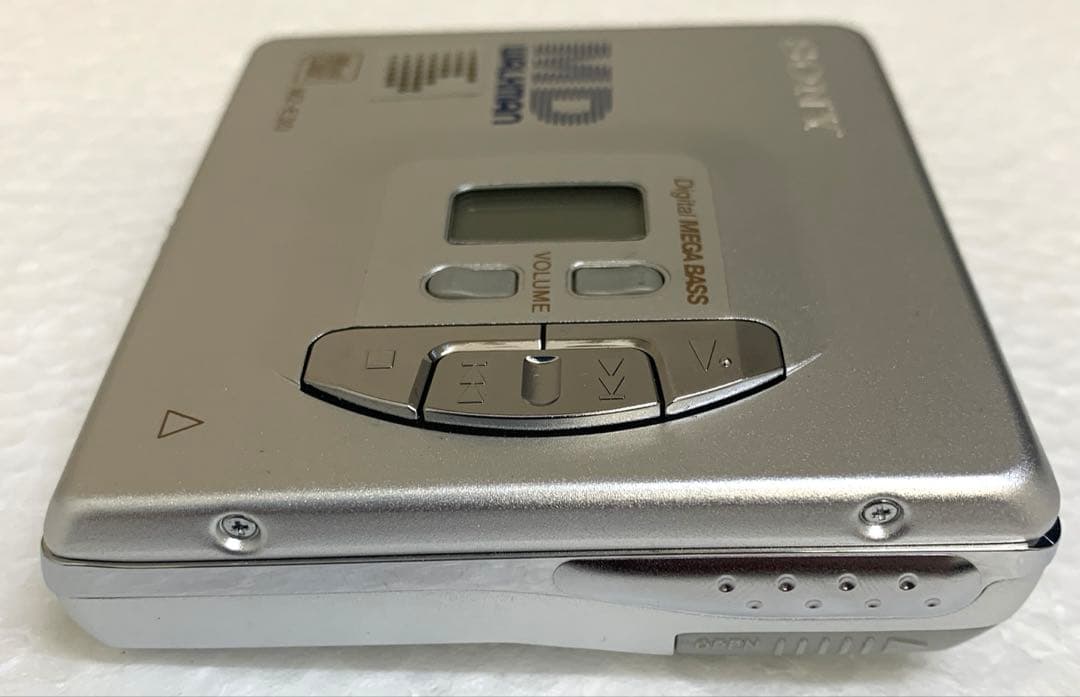 【動作品】【美品】SONY ポータブルMDプレーヤー　MZ-E30