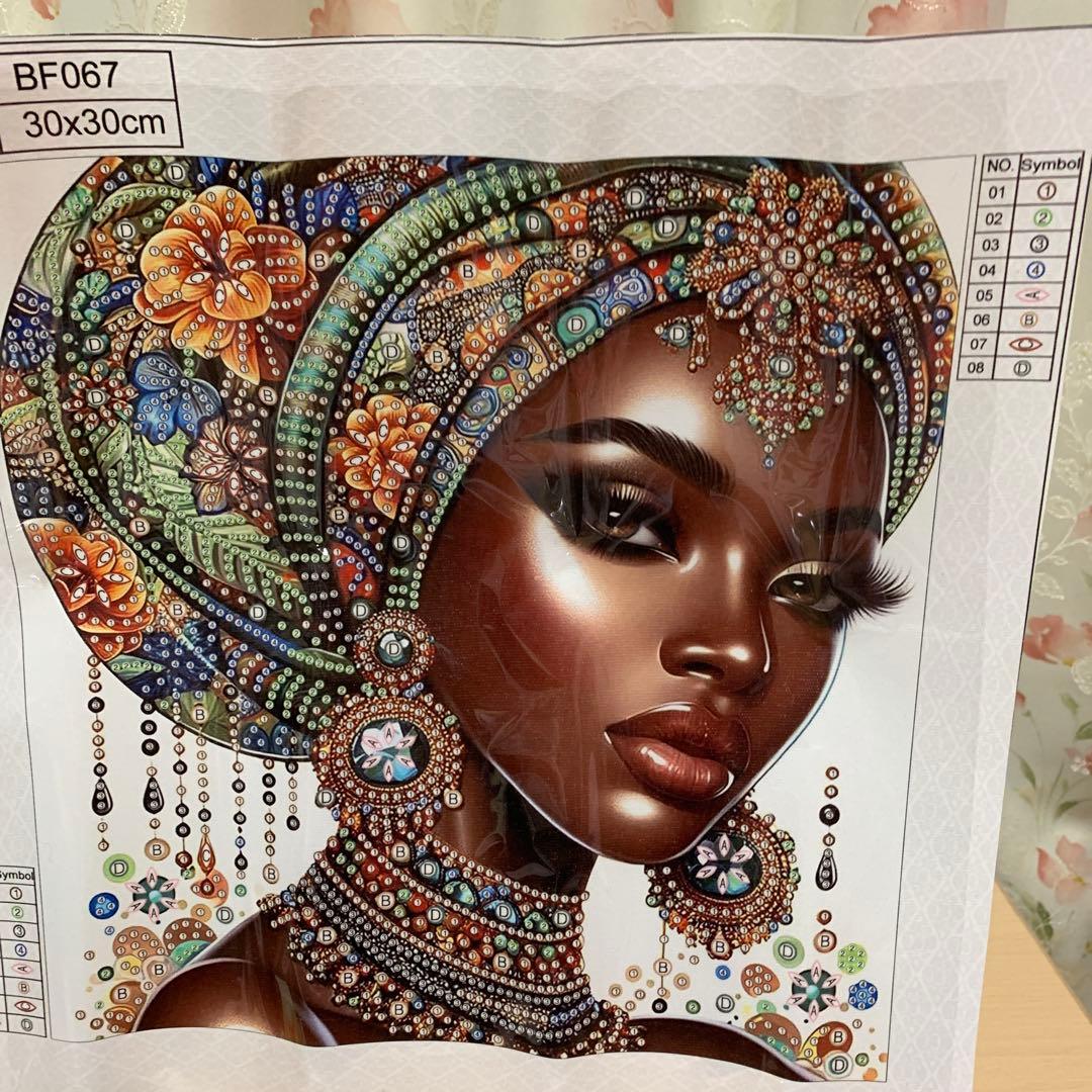 ダイヤモンドアート特殊ビーズ ブラックビューティーレディ 30cmX 30cm