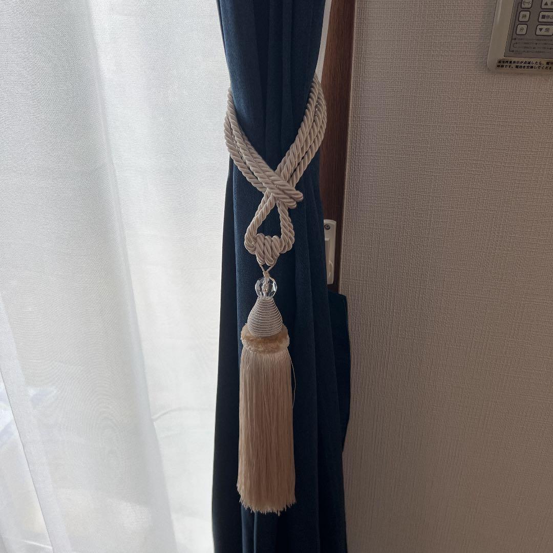 高級　カーテン止め　 窓装飾 4本入り