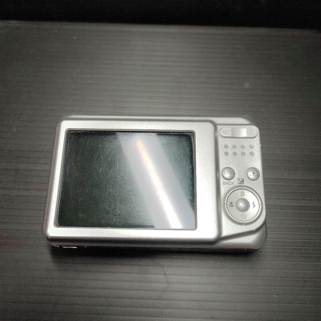 フジフィルム　FINEPIX AX AX300 デジカメ　乾電池式　単3電池