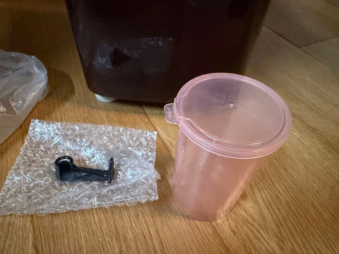 【ほぼ未使用】Panasonic ホームベーカリー SD-BMT1001-T