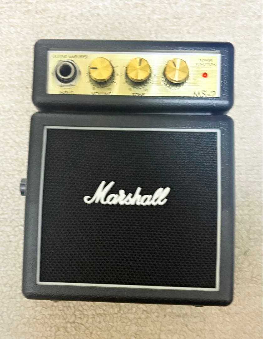 BOSSlZoneMT-2ギターエフェクター Marshall小型アンプ