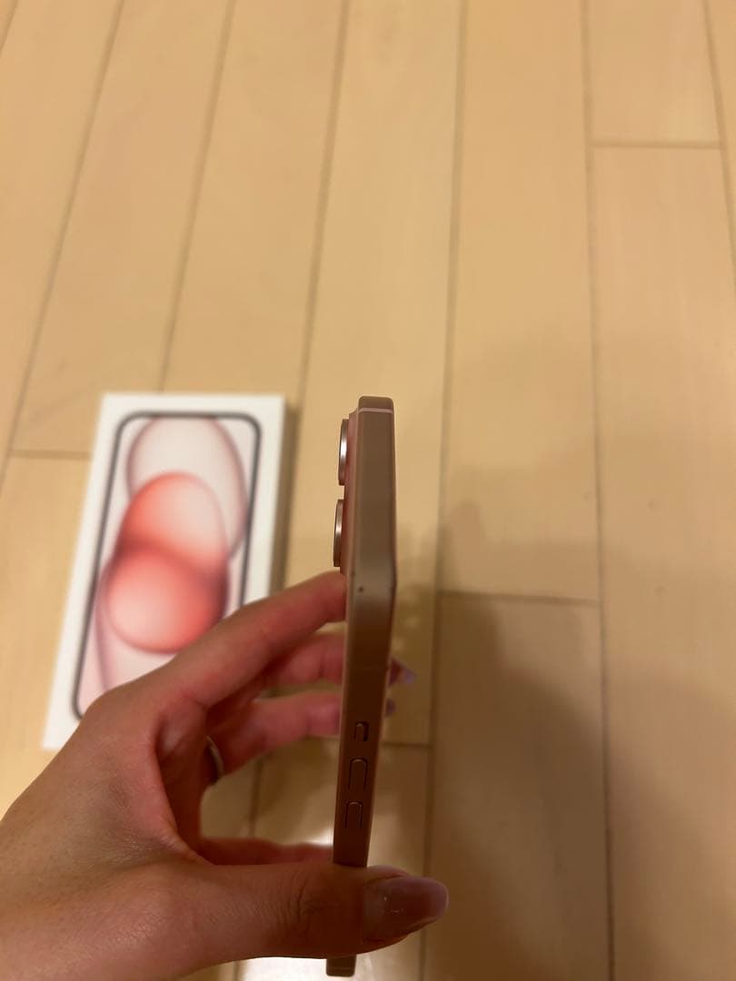 iPhone15 ピンク美品SIMフリー256GB
