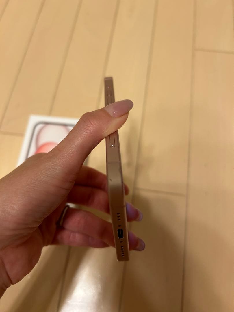 iPhone15 ピンク美品SIMフリー256GB