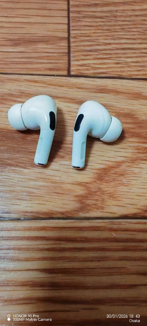Apple AirPods Pro 充電ケース付きよくやった。