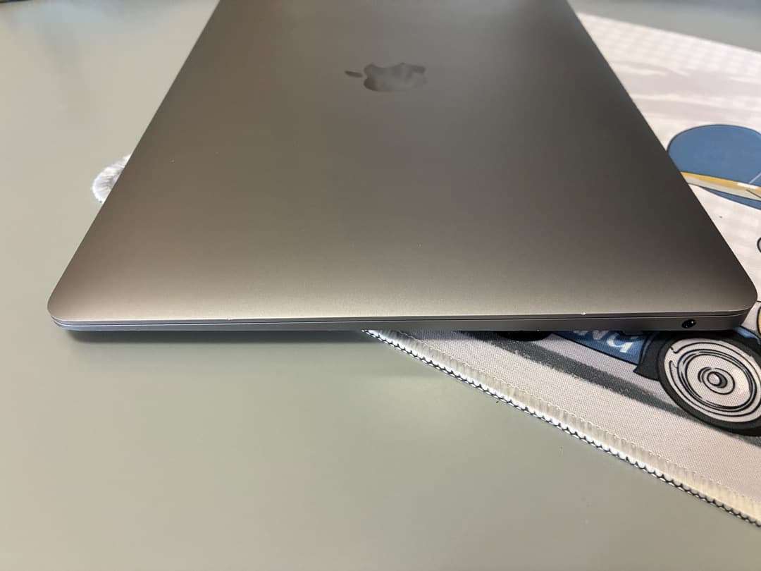 MacBook Air M1 2020 / 16GB / バッテリー良好