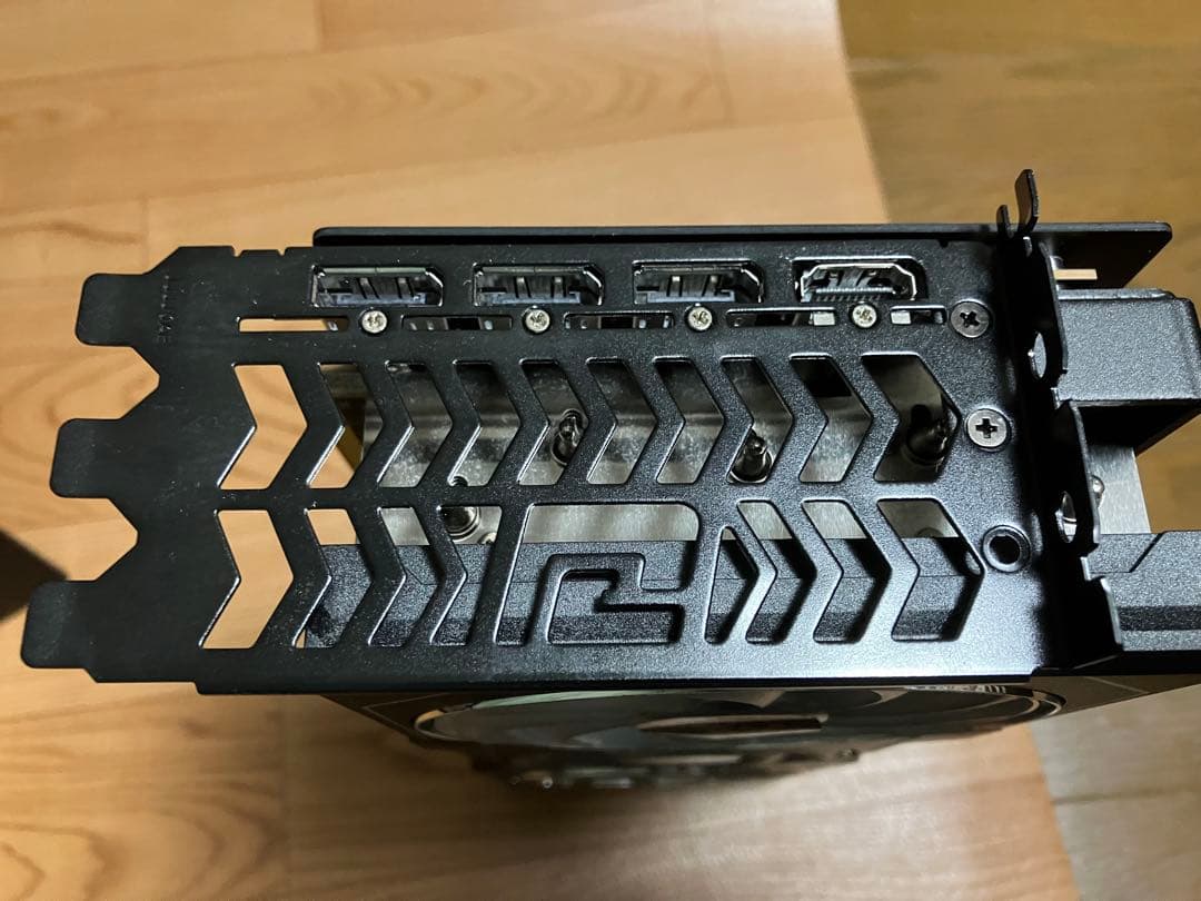 AMD RADEON RX7900XTX hellhound グラフィックボード