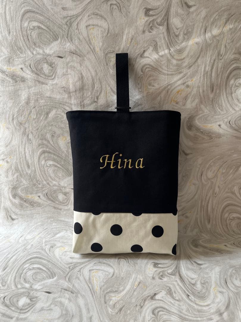 オーダー商品　イニシャル、お名前刺繍入り　ナップサック 上履き入れ☆