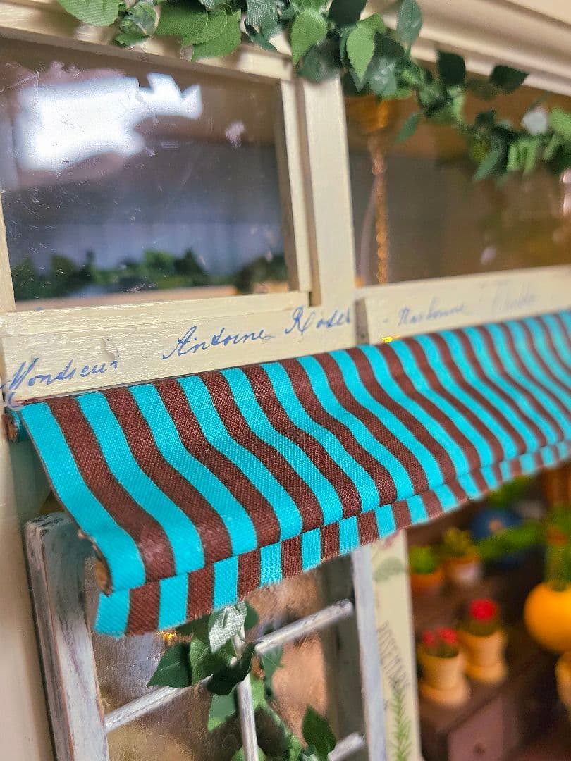 ミニチュア★ドールハウス★ハンドメイド★趣味のガーデニングハウス