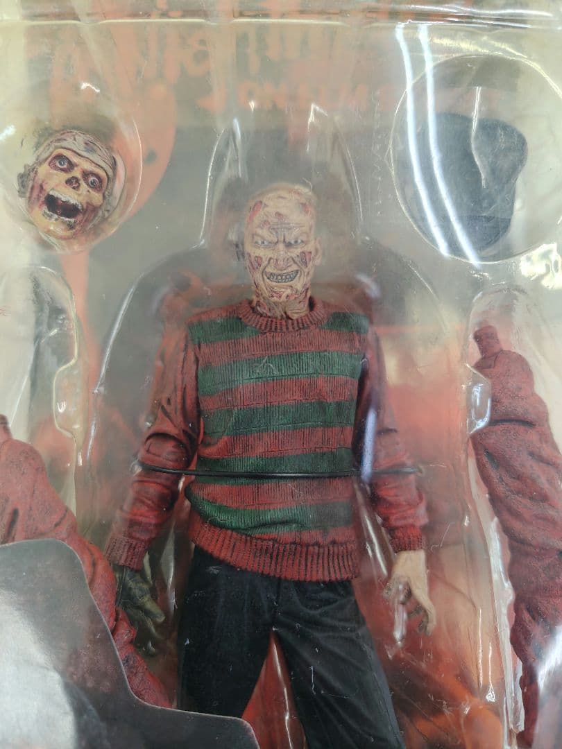 NECA ネカ　エルム街の悪夢　フィギュア　未開封　箱状態悪い