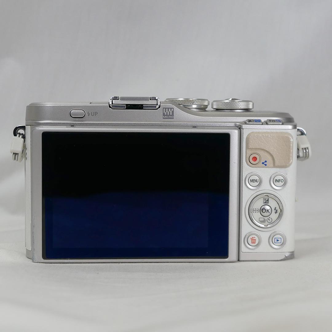 OLYMPUS PEN E-PL10 パンケーキレンズセット