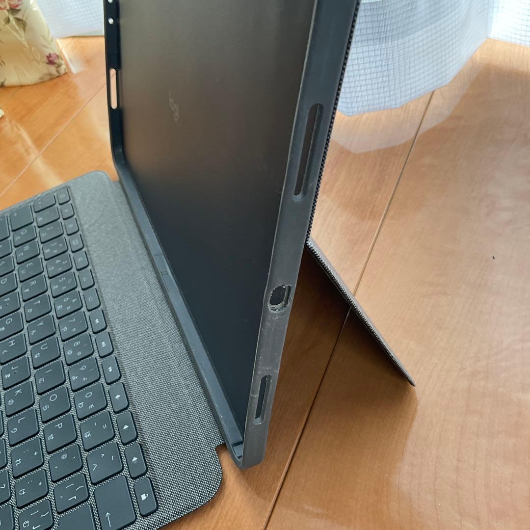 Combo touch iPad Pro 12.9インチ　（第五世代）