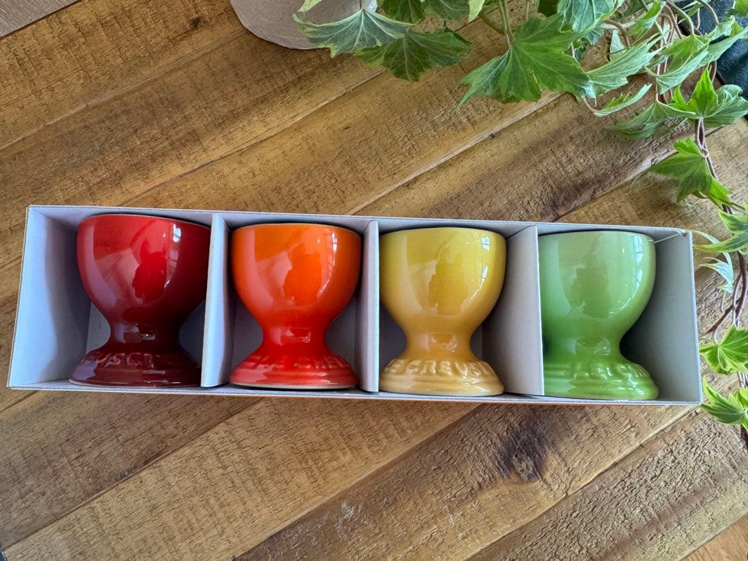 LE CREUSET ル・クルーゼ　レインボー　エッグカップ