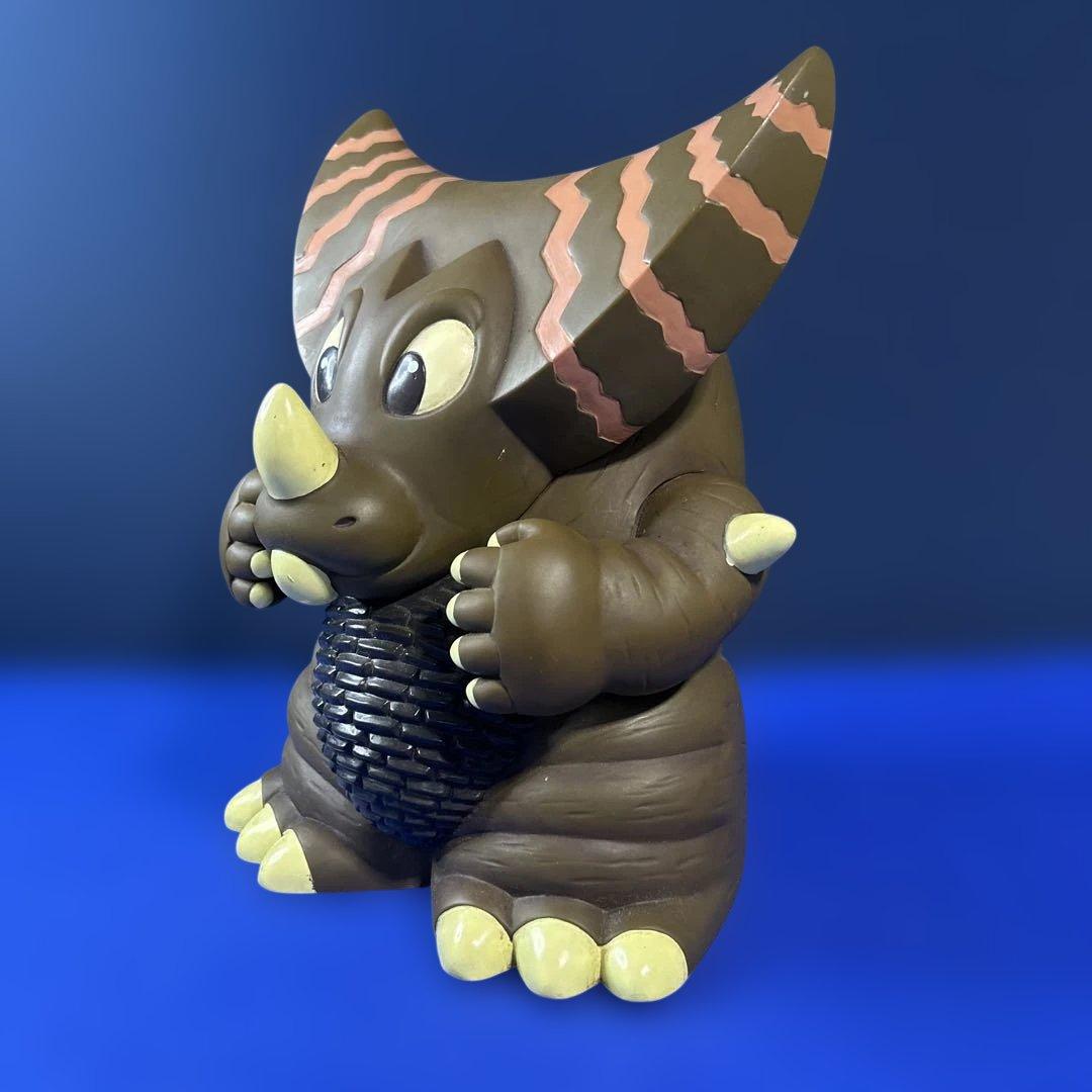 ラナ(RANA)　ゴモラ　サウンドマネーバンク　ソフビ貯金箱