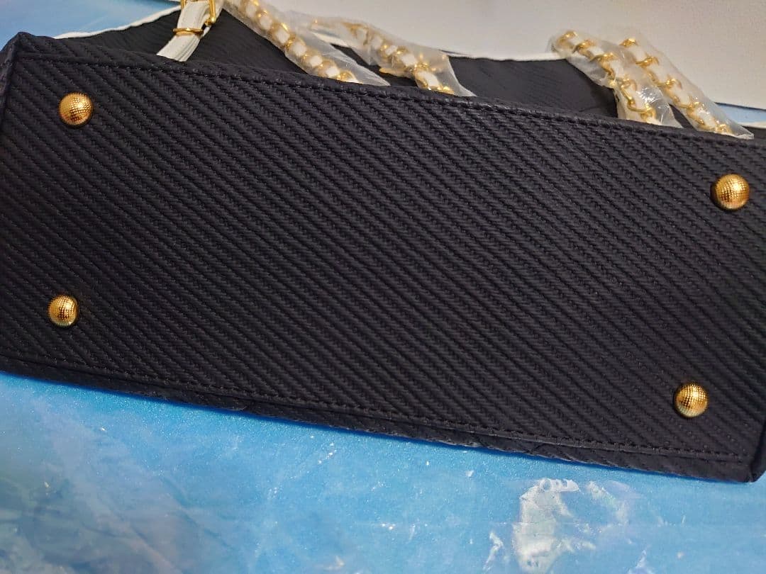 か*ん様 CHANEL トートバッグ ポーチ付き　チェーントートバッグ 　ノベル