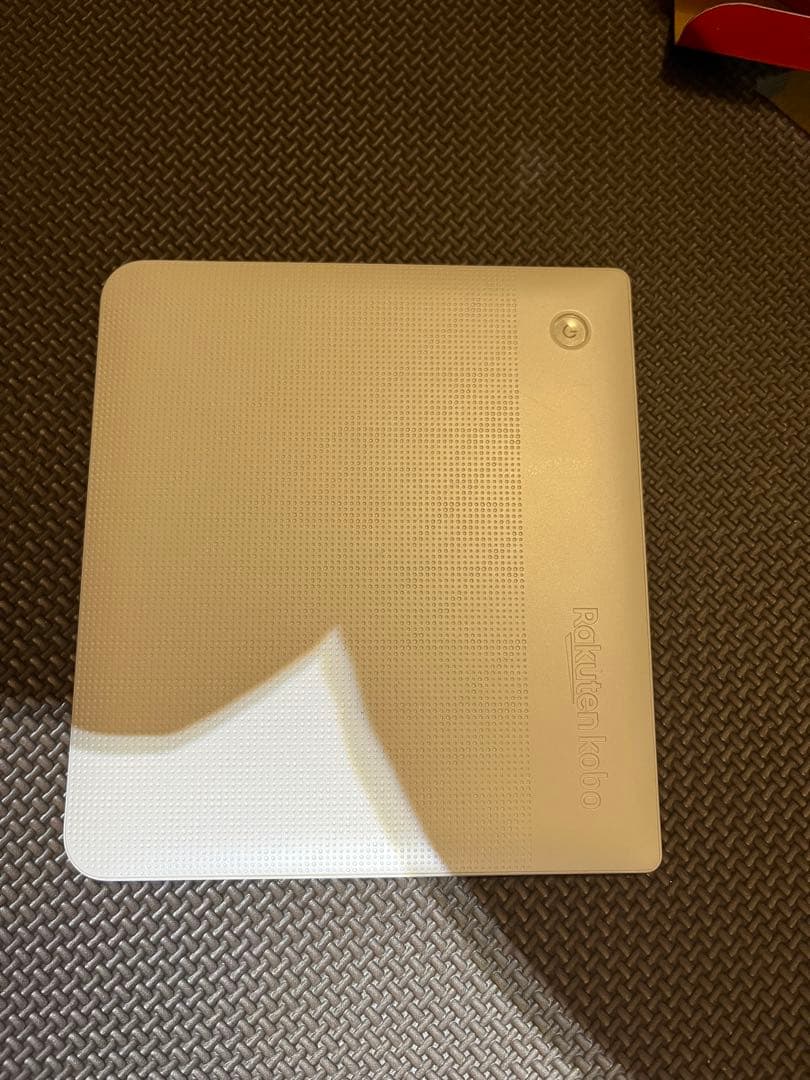 楽天 Kobo Libra H2O（ホワイト）電子書籍リーダー　N873