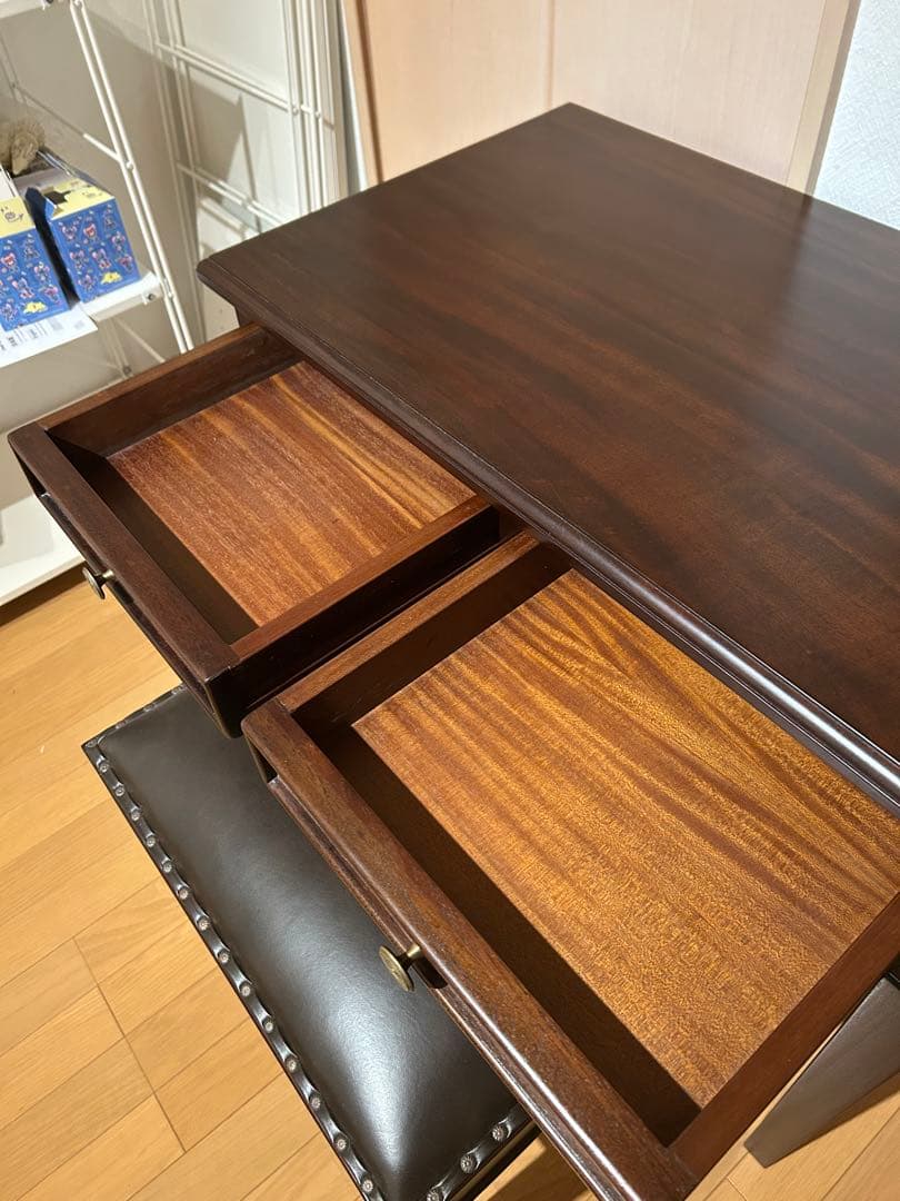 マホガニーデスク　マホガニードレッサー