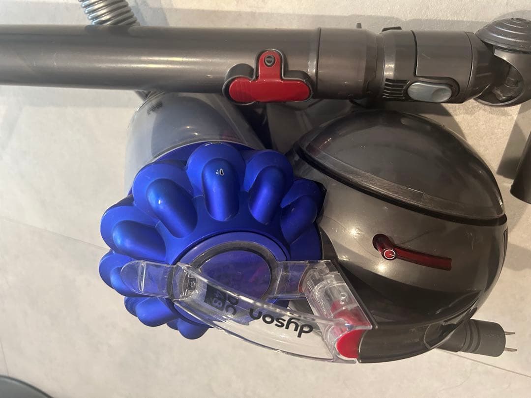 ダイソン キャニスター掃除機　DC48