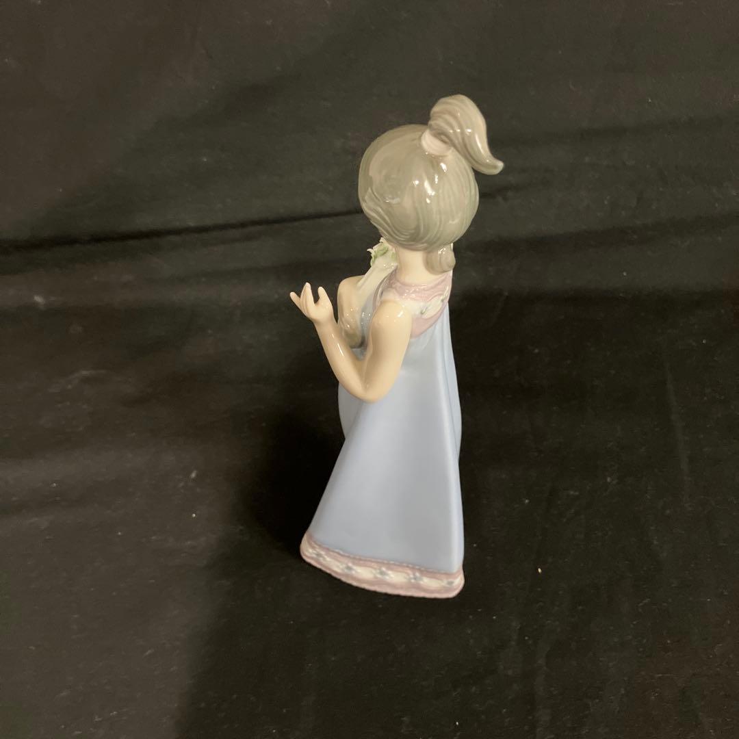 リアドロ　置物　5604 「春の訪れ」