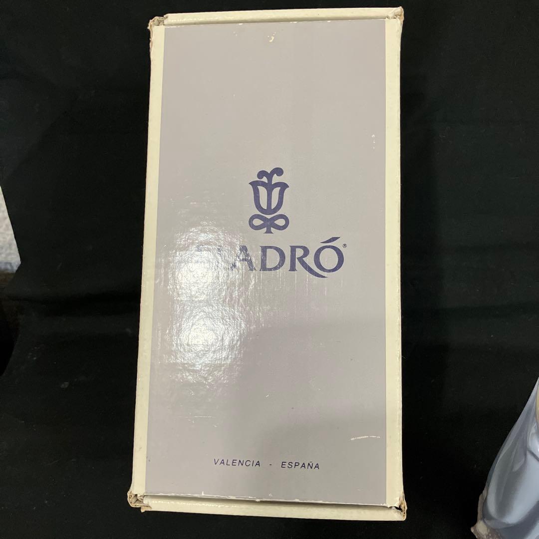 リアドロ　置物　5604 「春の訪れ」