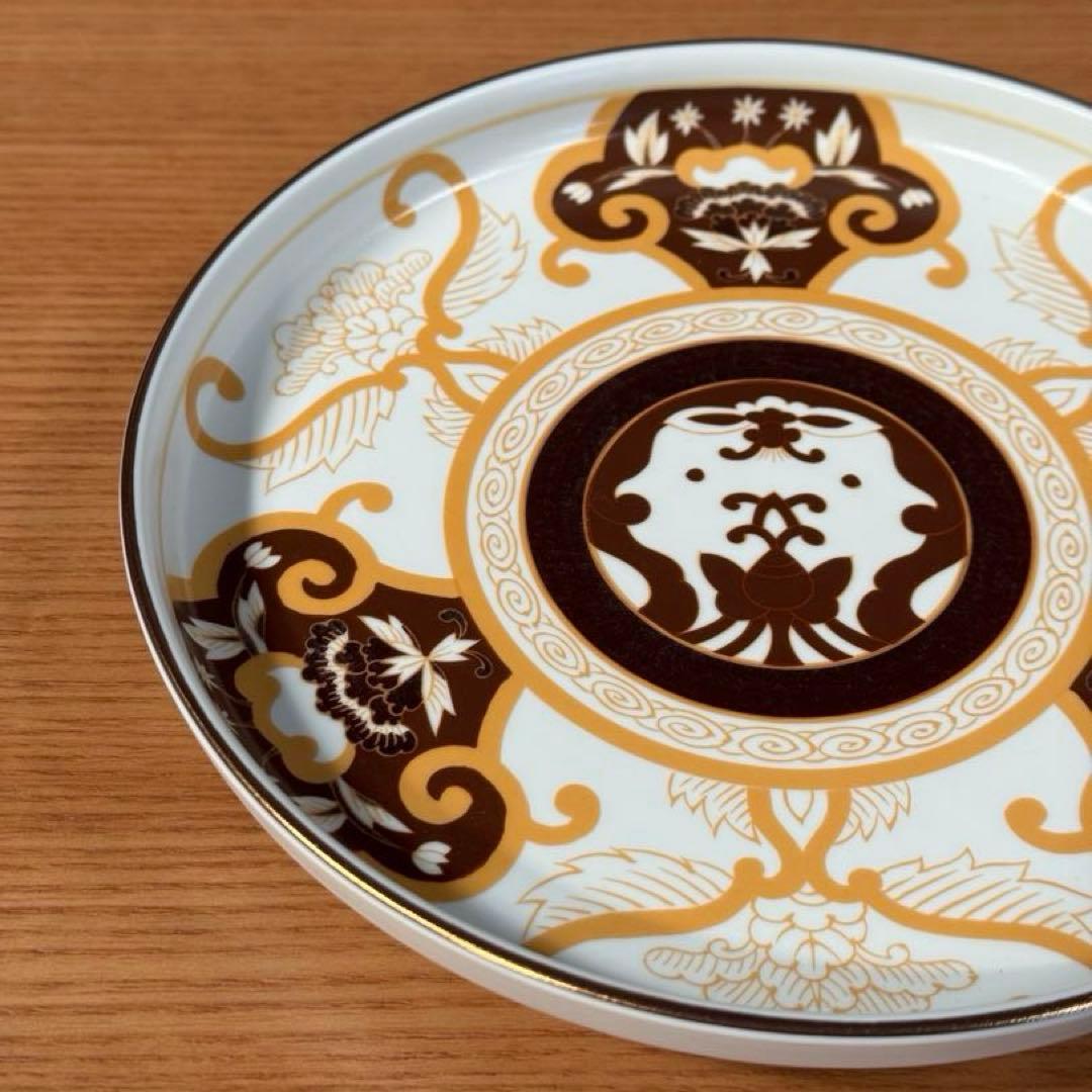 JAPAN AUTUMN 古伊万里草花紋 ゴールド 19cm和皿☆